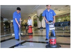 常熟地毯清洗52889297專業(yè)清洗地毯地面